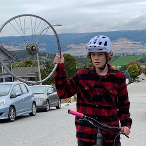 Meet your Posher, Ty